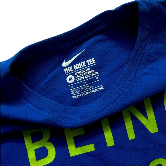 Women’s Blue Nike Tee athletic cut short sleeve - Picture 3 of 4
